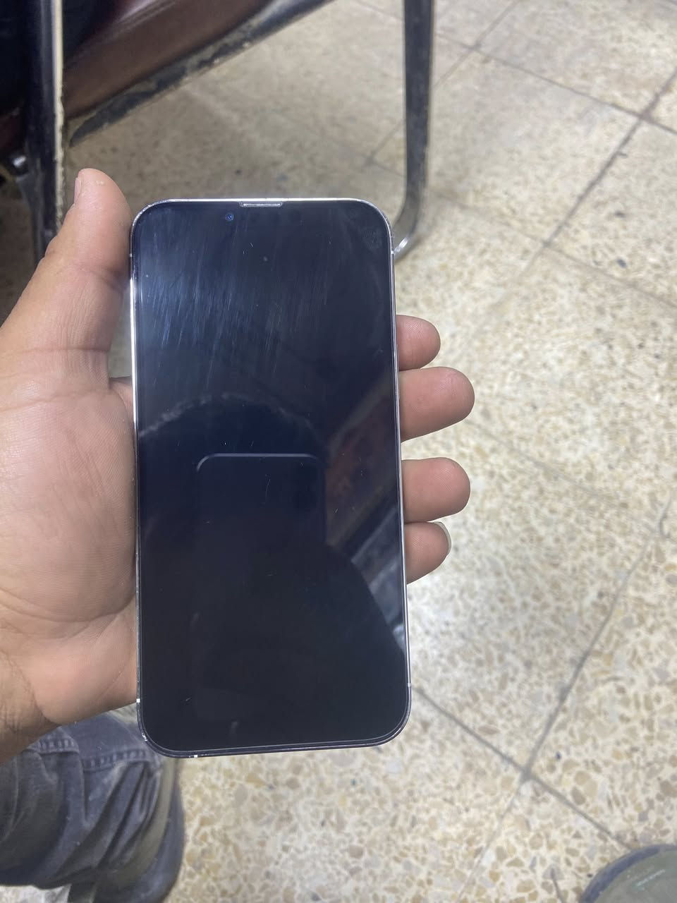 سلام عليكم 13 برو ماكس نموذج M مبدل شاشه اصليه وبطاريه اصليه من ابل سعر الجهاز 650 مكان الجهاز بغداد الجديده *********** واتساب فقط
