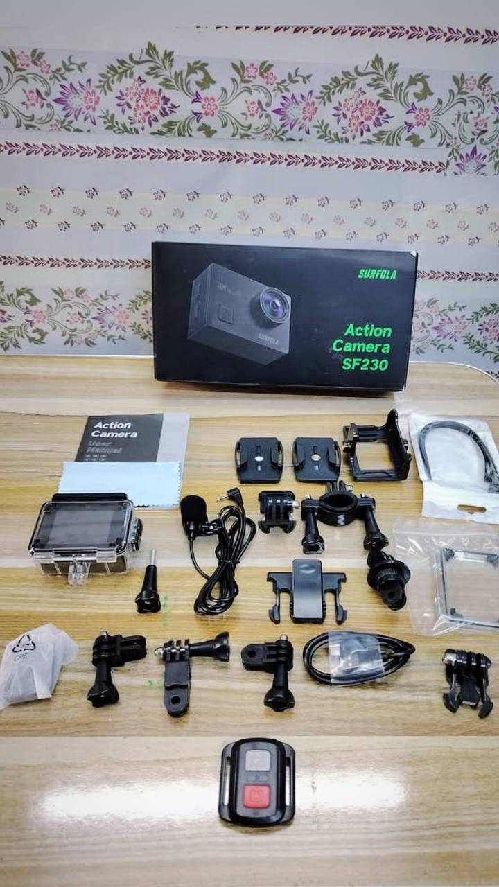 كامره تصوير صور وفديو Surfola SF230
للبيع 
دقة الفيديو: تدعم التصوير بدقة 4K 

بسرعة 30 إطاراً في الثانية (30fps)، 
وتدعم دقات أقل مثل 1080p بسرعة 60 إطاراً في الثانية 
.

تدعم اتصال Wi-Fi لربطها بالهاتف الذكي ونقل الفيديوهات مباشرة عبر التطبيق، بالإضافة إلى منفذ HDMI و USB.

ميكروفون خارجي (External Mic) لتحسين جودة الصوت.
 جهاز تحكم عن بعد (Remote Control) يرتدى في اليد.
 بطاريتين قابلة للشحن (بقوة 1050 أو 1350 مللي أمبير للواحدة).
 قواعد ومثبتات لخوذة الرأس، الدراجة،

جديد ما مستخدمه سعرهة مناسب
توصيل موجود مكاني ميسان ***********
