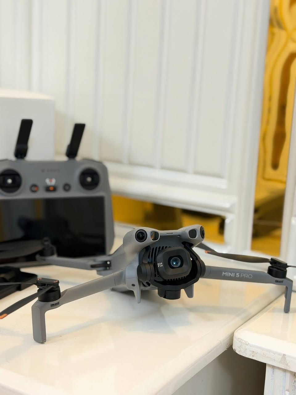 السلام عليكم درون dji mini 5 pro combo plsللبيع
الدرون جديدة لوك طايرة تقريباً 5-10 مرة مو اكثر
نضافتها 100‎%‎ مواصفاتها اقوى مواصفات بالميني كلهن
ابحث عليها وشوف تفاصيلها 
سعرها مليون و850 قفل من الاخير سعر نهائي
مو شراي لتعبني رحمة ع والديك 
*********** 
مكاني بغداد
