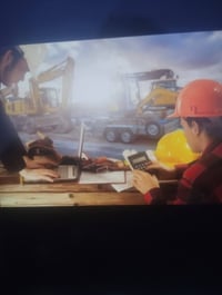 تفليش منازل وبنايات • حفر ورفع انقاض • تنظيف الموقع