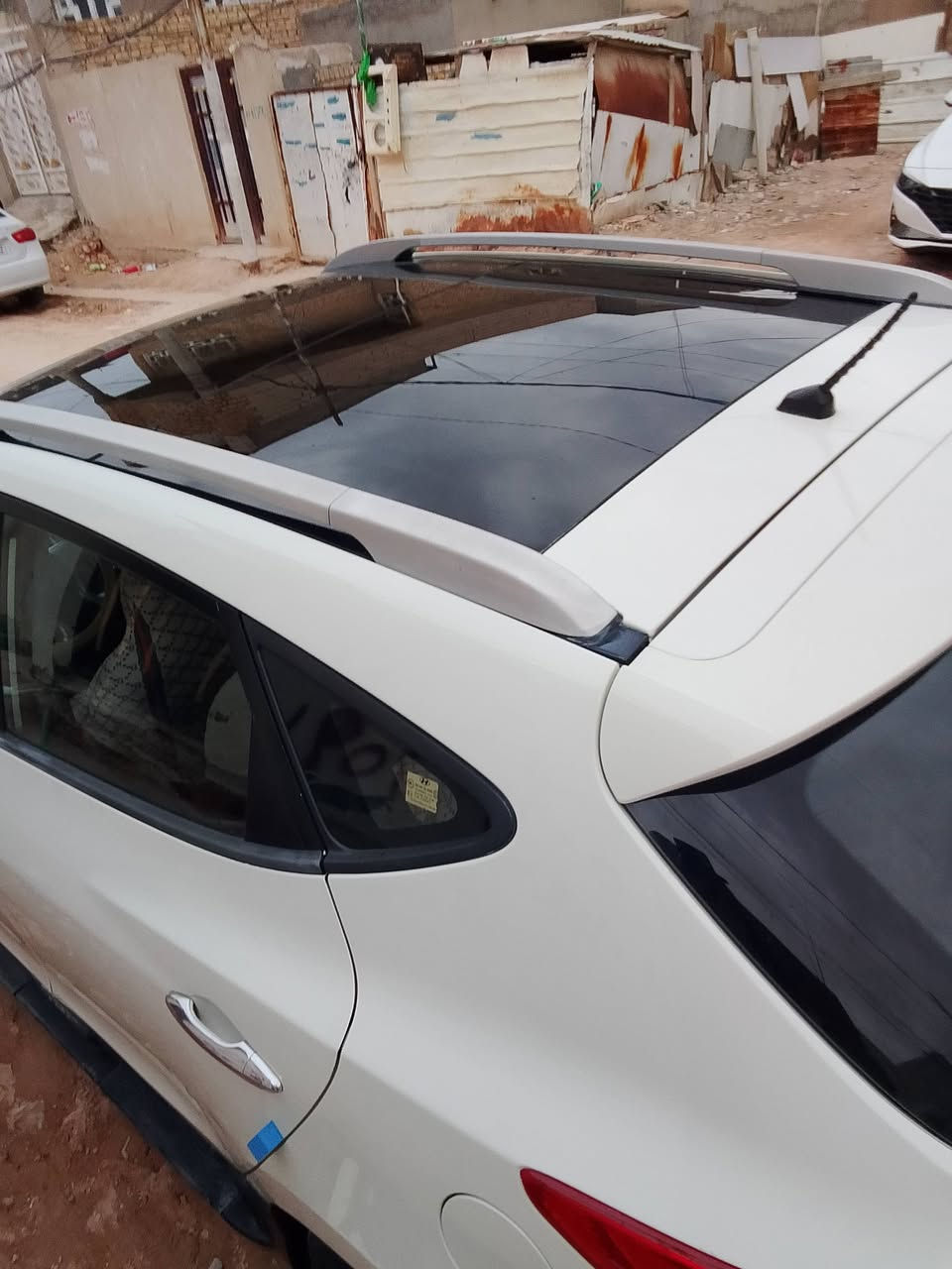 توسان 2011 سعر 114وبيه مجال ***********
