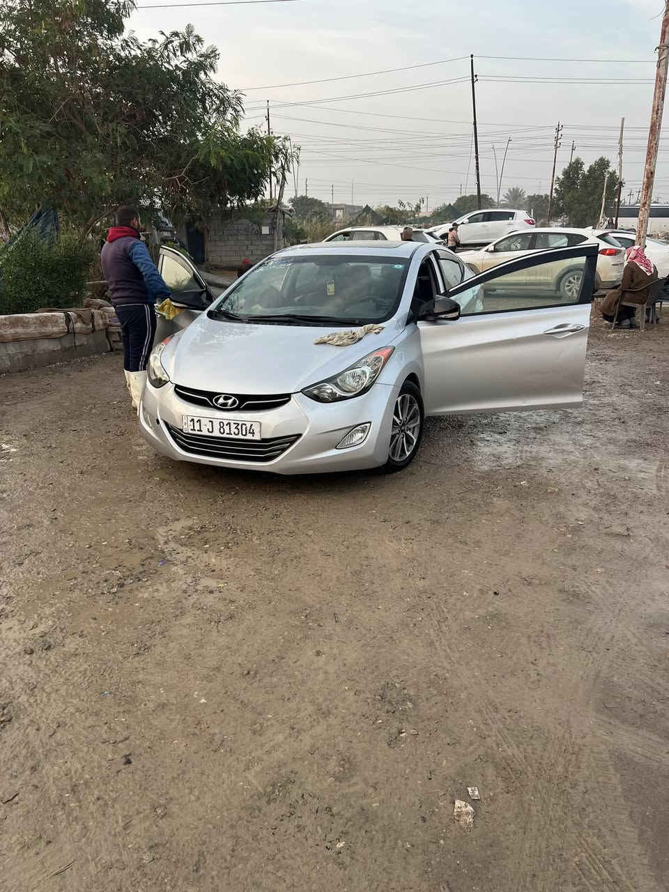 الانترة 2012 امريكي سياره فول مواصفات لمتد 😍
اعلى فئة تحكمات ضررهه قطعه وحده باب الصدر صبغ فقط سياره نصبتهه تخبل وعليهه ادامة كاملة من صدر غرفة احتراق مناقصهه اي شي خير من الله 
 رقم الهاتف ***********
