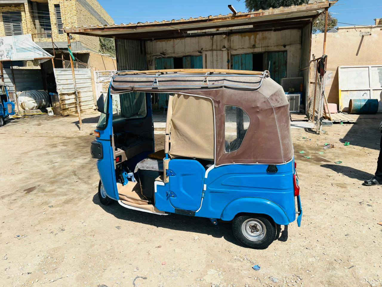 سلام عليكم تكتك للبيع موديل 22 شهر 8
شراي يتصل ***********
