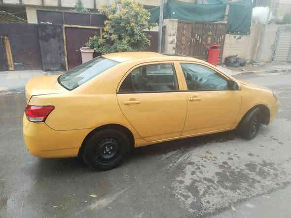 السلام عليكم بيوايدي جي 3 موديل 2013 بصمه شاشه تخم تاير باتري صدر تبريد محرك جديد رقم و سنويه و هزه جديد مصفره هيئة و مرور بسمي تحويل مباشر السياره بيه حادث جاملغ خلفي و بيه طخات بصيطه يرادله صبغ و ترجع جديده مكاني حي الجهاد السعر 42 بيه مجال شي بصيط الشراي يتصل على الرقم *********** بغداد
