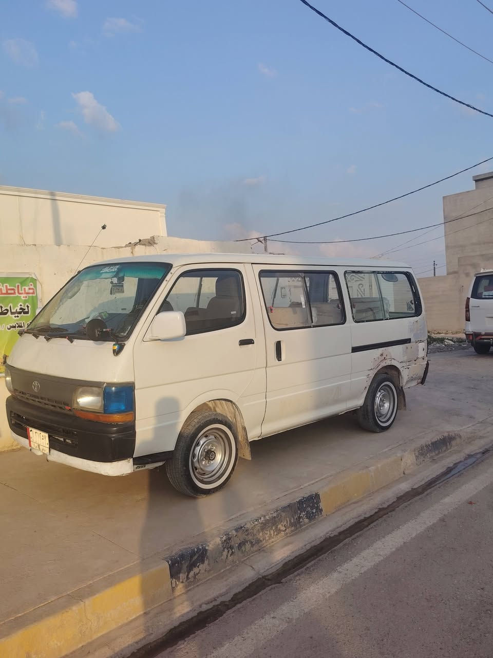 بوز هايسه للبيع موديل 1995  كفاله عامه عدا طخه جامرلغ الخلفي بدون دواخل  رقم ديالى العنوان ديالى المقدادية السعر 60 وبيها مجال  اتصل على ***********
