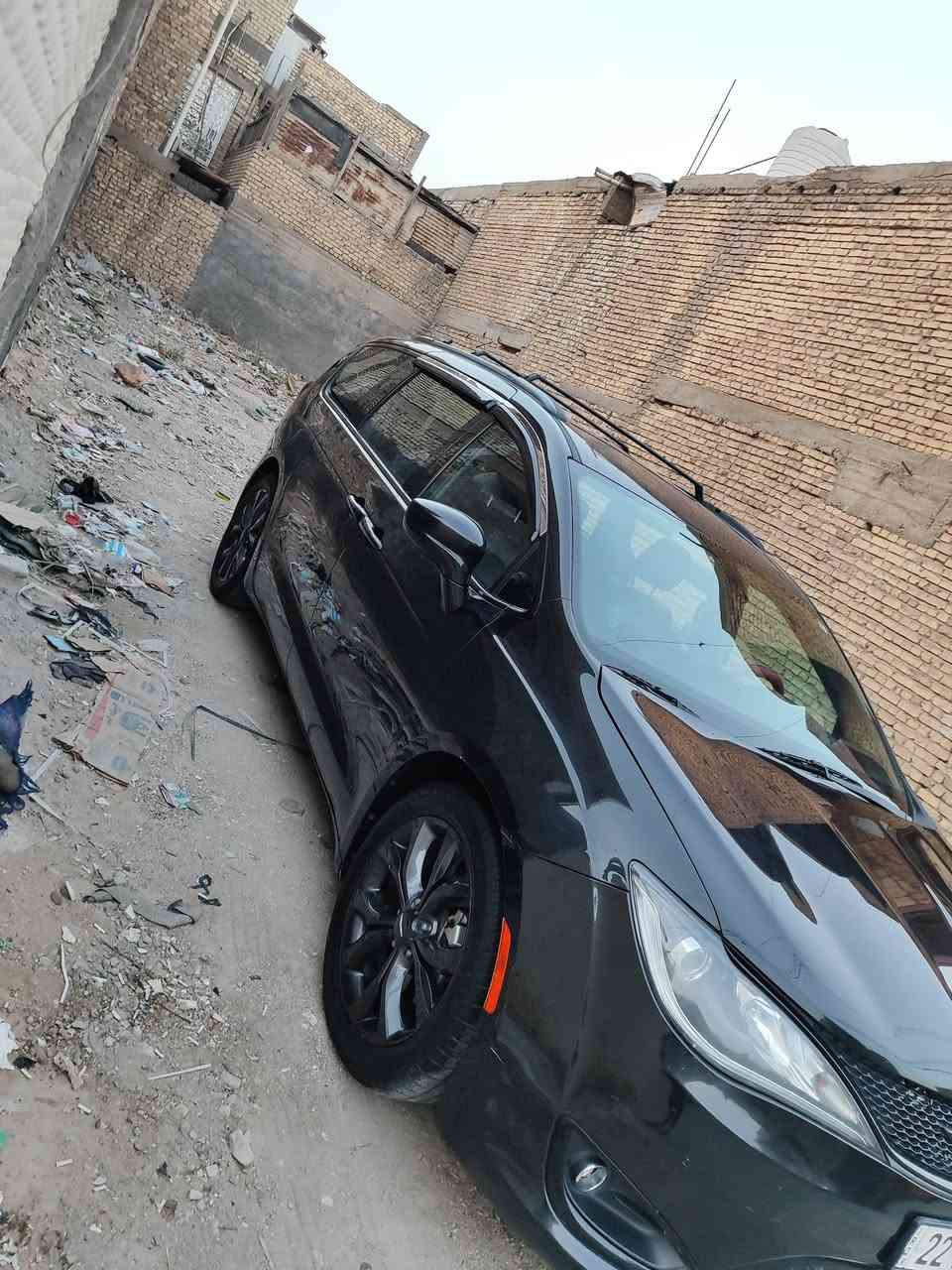 السلام عليكم للبيع كرايسلر باسفيكا 2019 فئه S بلاك  سياره حادث باب خلف السائق فقط بجم كبس مكفوله من الصبغ كما موضح بالسونار  سياره فول مواصفات عدا الفتحه حداديه مكينه وكير خير من الله رقم اربيل تحويل ثاني يوم السعر 210 وبيه مجال الرقم ***********  راعي السياره 
*********** صاحب المنشور الارقام بيهم  واتساب
