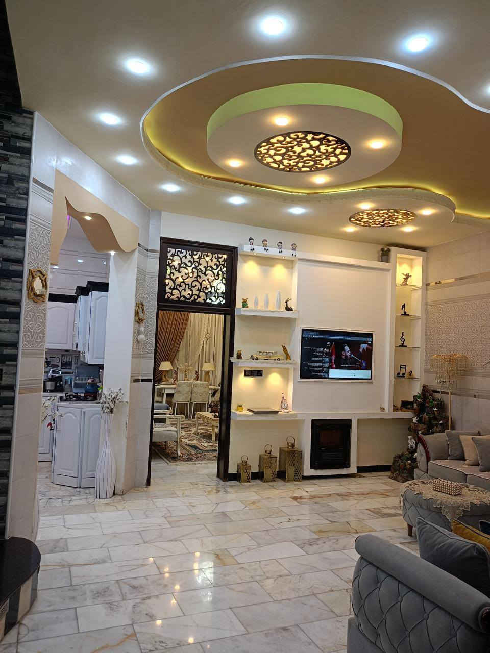 🏠 دار للبيع مع الاثاث 
📍 الموقع: حي الصحة مقابل كازينو مارينا 
✨ المواصفات:
▫️ المساحة: 200 م
▫️طابقين 4 غرف نوم نظام سويت 
▫️طابوا زراعي سند 25 
......................
📞 للاستفسار والمعاينة: 
الاتصال على الارقام :
***********☎️ واتساب
او مراجعة المكتب 
الحلة _ الكرامة الشارع المشجر مجاور اسواق المطار 1 
✅ نستقبل جميع عروضكم السكنية 🏠 والتجارية 🏡 بكافة مناطق الحلة 
…………………………
