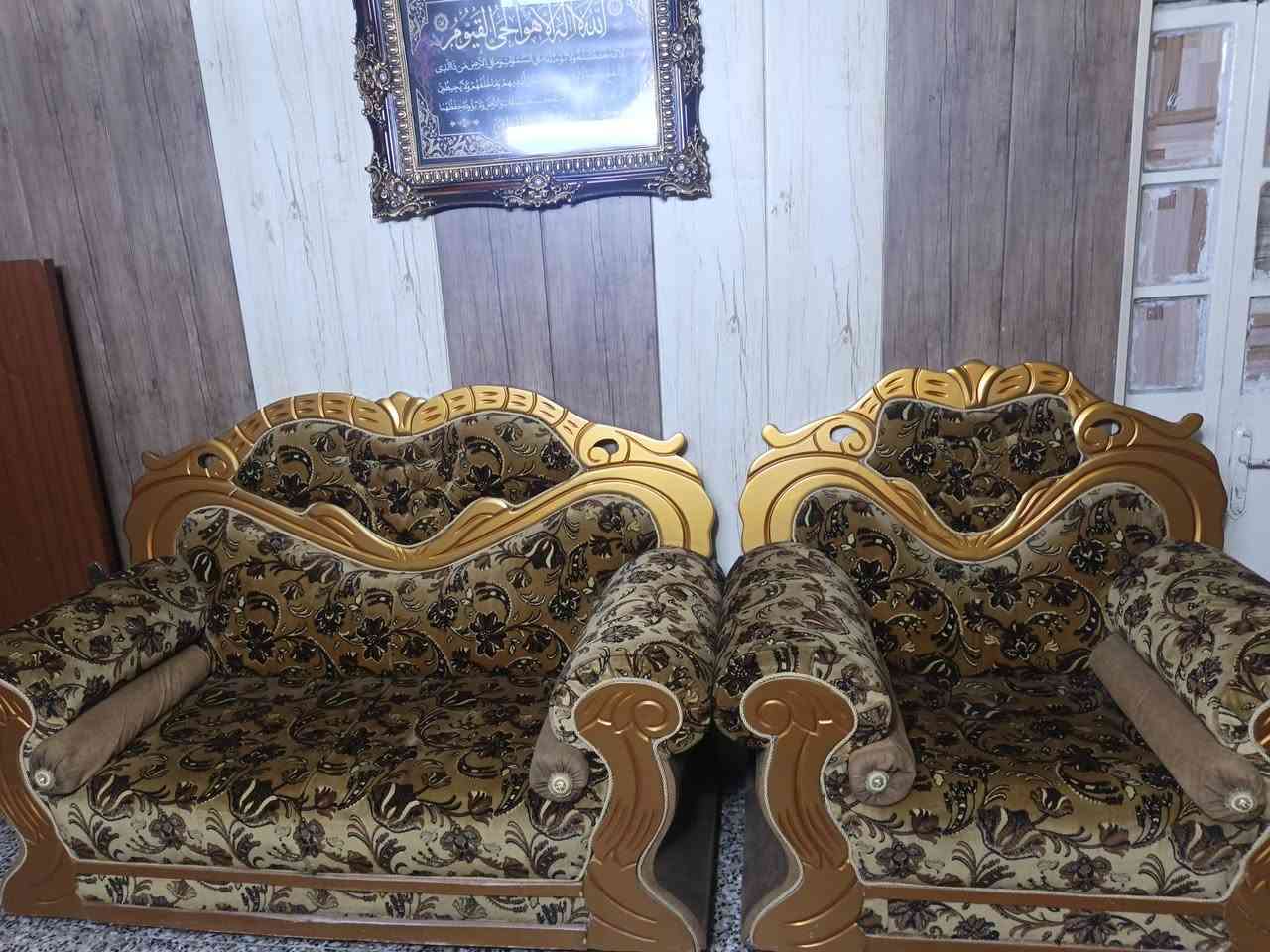 سلام عليكم تخم 6مقاعد من نوع الثقيل أحلى من صور للبيع نضيف  مابي أي ضرر نهائيا مكاني بغداد مدينه صدر الحميديه رايده ب 230بي مجال حك جيه 
***********
