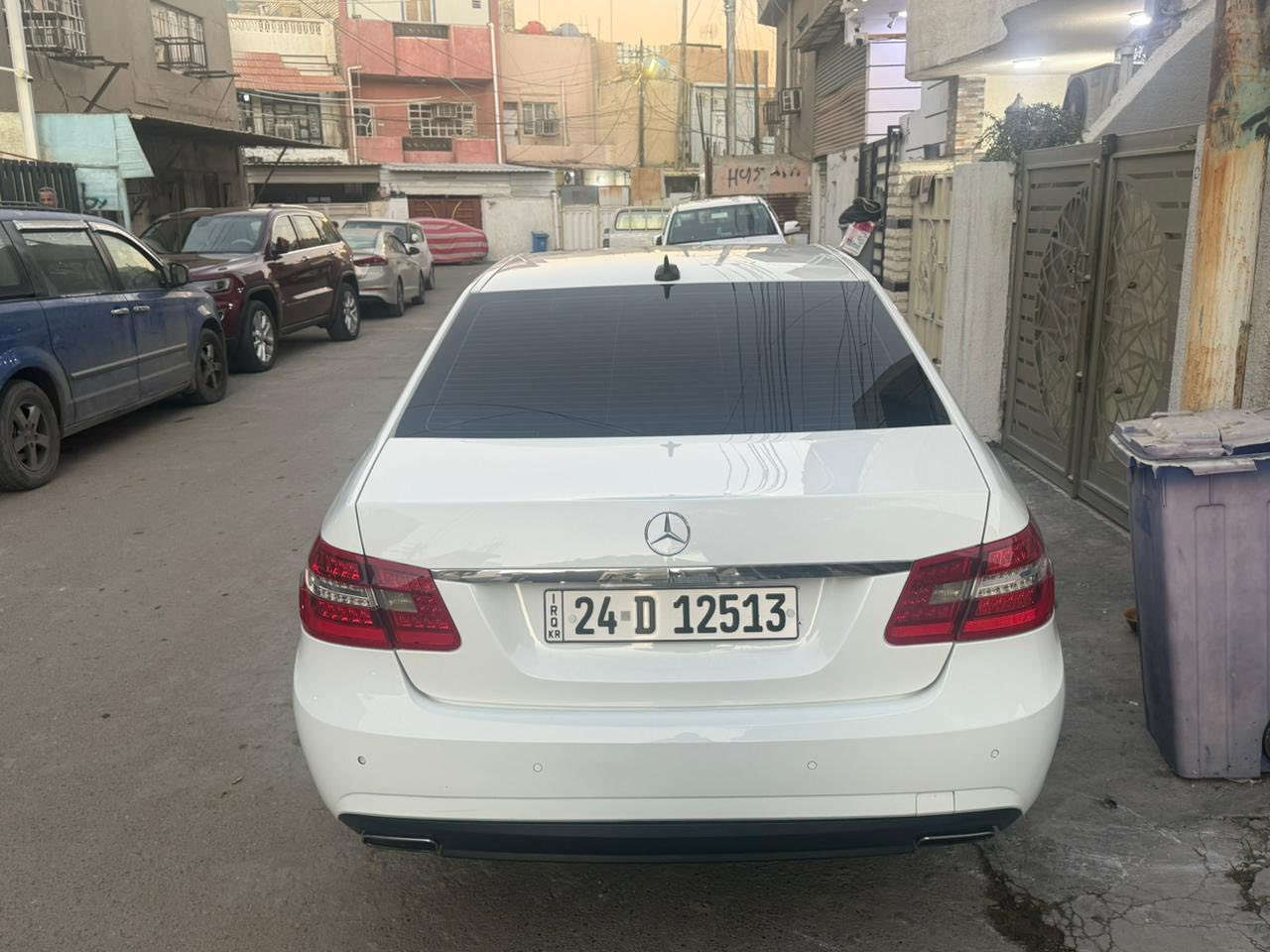 السلام عليكم مارسيدس E212 مديل 2013 للبيع للتواصل ***********

