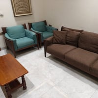 تخم تركي دزاين امريكي 7 مقاعد نظافتة 90% مجمع الدهلكي للاغراض الاوربية...