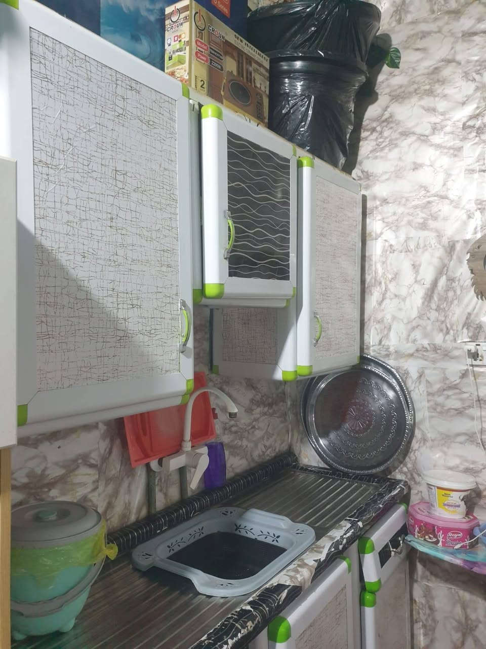 سلام عليكم كاونتر مترتين هية والملحق مالتة والسنك متر ونص هوة والملحق مالتة ب 350 وبي مجال


**إذا كنت صاحب هذا الإعلان وتريد حذفه لأي سبب، رجاءا أرسل رسالة إلى الدعم الفني**