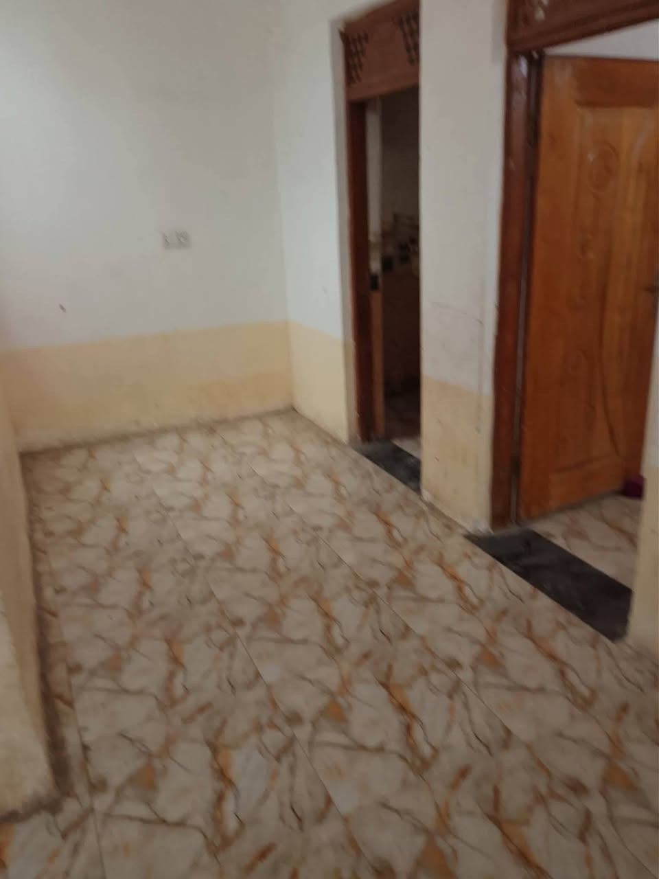 شقة للايجار ارضيه / 📍العنوان  –   حي الزهراء ورا ء مضيف الرواجح 🌹
تحتوي على'/ ( 🛏️ غرف نوم1
    
      استقبال 

 • 🛏️ صالة 

 • 🍽️ مطبخ 

 • 🚿 صحيات 

👨‍👩‍👧 يفضل عائلة صغيرة

🔹 

بعد بنيان جديد 

🔺#للاستفسار مراسله واتساب ع الرقم التالي 

*********** 📲

***********📲
