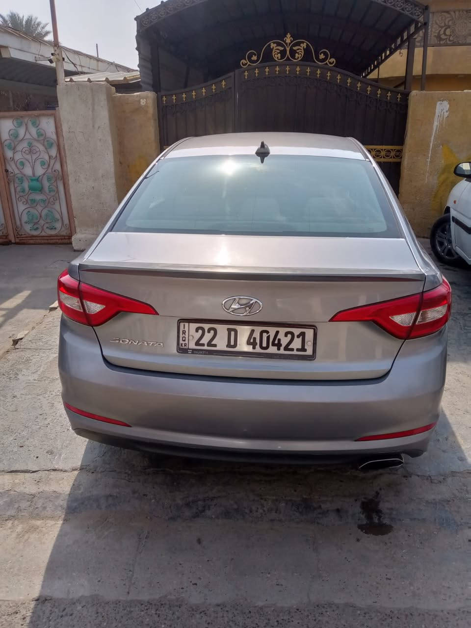 سلام عليكم سوناته 2016وارد مريكي حدثه بس بنيد بدون دواخل بدون يرباك كير مكينه صدر تبريد كله مكفول سياره جديده ماشيه  125سياره بغداد دوره***********
