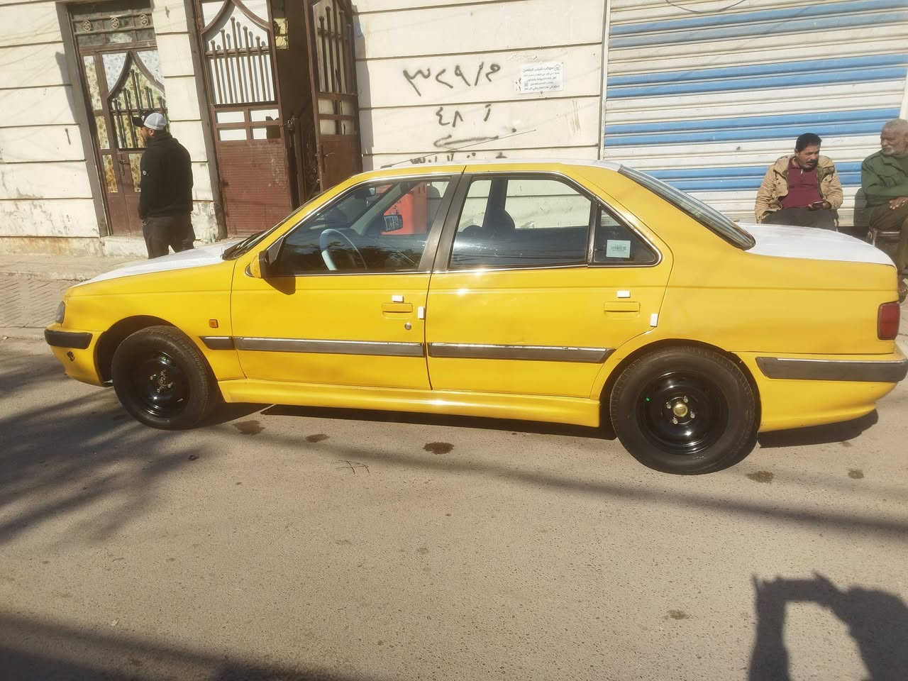 سلام عليكم بيجو بارص موديل 2015
مصفرة هيئة وغرامات تحويل ثاني يوم 
مكينة وكير نظيفات خير من الله
والتبريد شغال ثلج
تخم كهربائيات شغالة
صدر ورا وكدام جديدات هسه مسويهن
سيارة مكفولة عدا الجاملخ الورا مصلح بارد 
وصبغها بلادي 
تخم تاير جديد
سعر 43 
عنوان بغداد حي اور قرب جامع بيت مجيسر 
الرقم ***********
