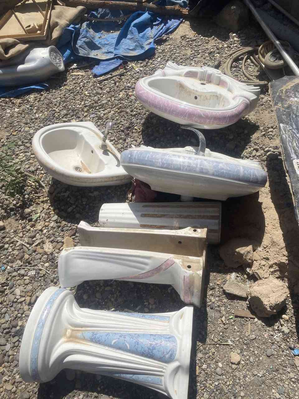 مغاسل مع غربي مستعمل للبيع الاستفسار على الرقم
***********خاص
