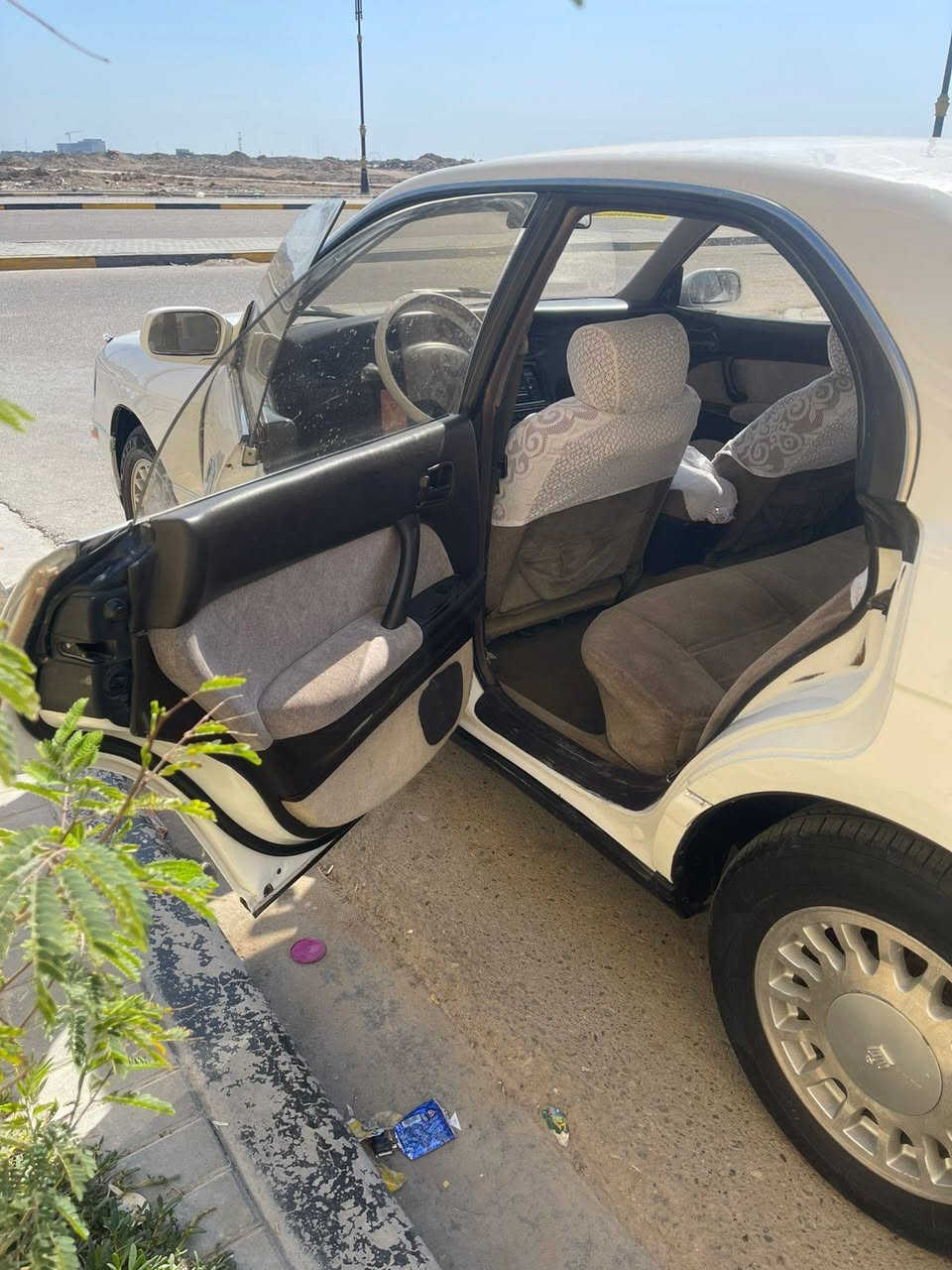 بطه فصل كفاله عامه من الضربه والكص والنقل والصبغ مكينه كير تبريد حداده تخم تاير لايت  زنون اصلي سنويه لل 27 سياره جديده مال جناي سعرها 72 وبيها مجال *********** بصره
