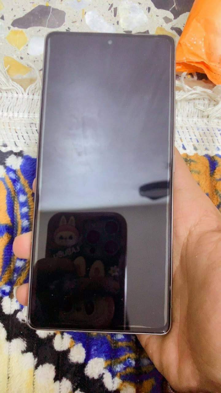 السلام عليكم عندي جهاز نوت 50ابرو مو العادي الشاحنة 90واط الشاحن الاسلكي 30واط الجهاز ماصريلي سبوعين من شتريته الجهاز قوي مال ألعاب مكاني بغداد البلديات مراوس إيفون كون نضيف رقمي ***********
