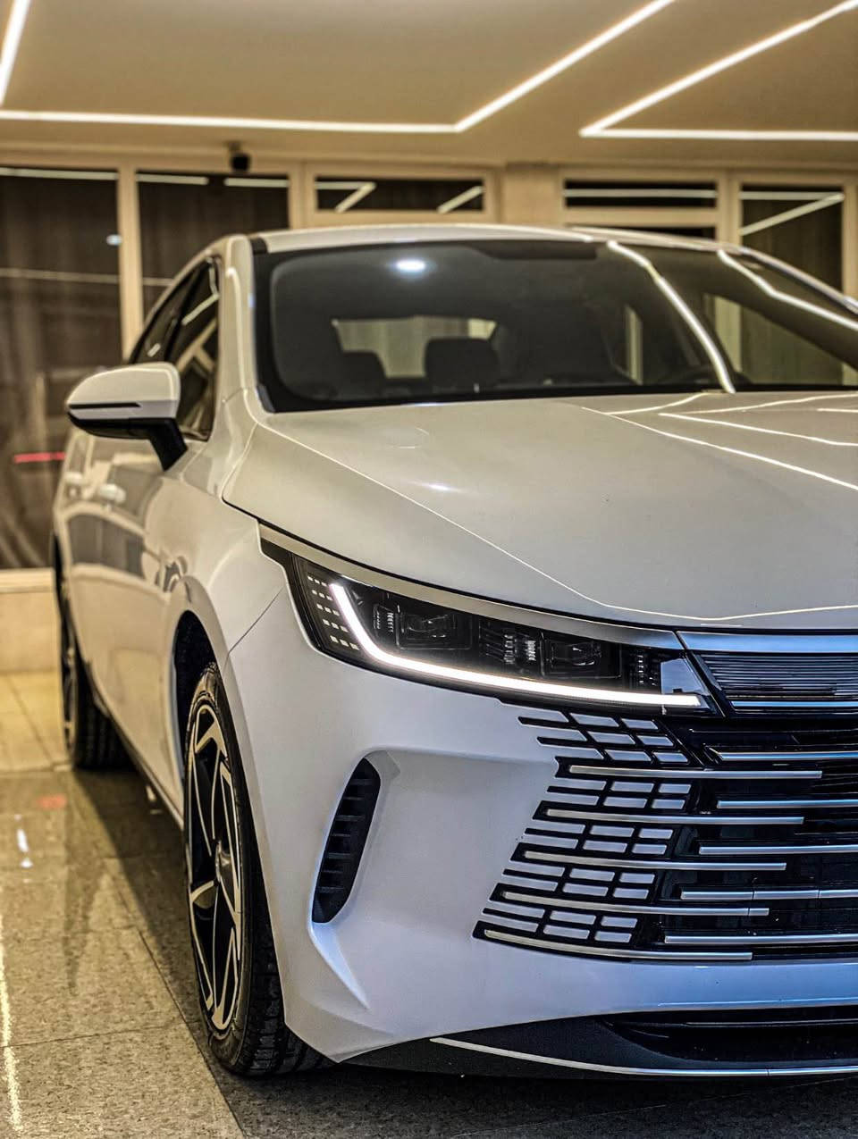 BYD destroyar 05 سـةيارةكة زور تازةو جوانة وةك و سفرة هةموو گيانى بةشةرت ٤٠٠٠كيلومتر روشتوة ٤-٥قؤپ تزرةى هةية بةچاو ديار نية بةس بةنزينى سؤپةرى تيكراوة نرخى ١٤٠وةرةقة
*********** أربيل, العراق
