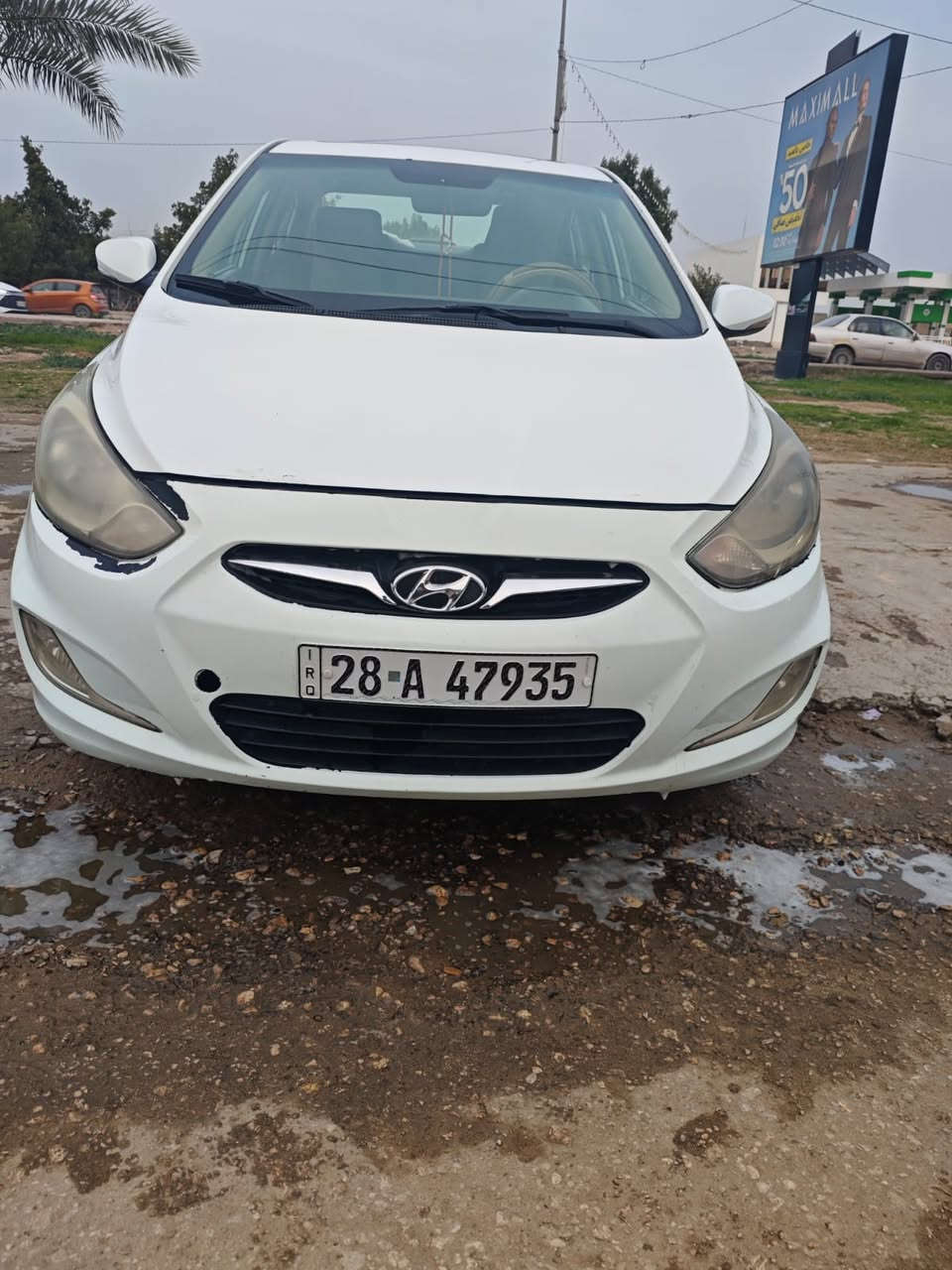 اكسنت 2015 خليجي محرك 1600 سياره جاهزه من كلشي كفاله محرك كير تبريد شرط بيه قطعتين صبغ باب السائق والباب الورا ضربه خفيفه  السياره بأسمي رقم نجف مكاني النجف رايدهة 97 وبيه مجال ***********
