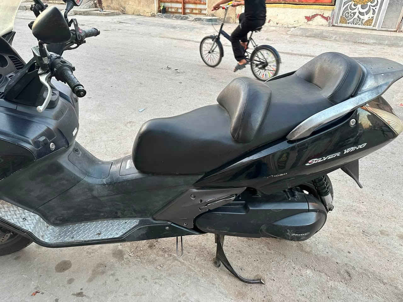 سلفر مكينه 400كفاله دراجه ما مفتوحه وين ما تريد اجي ويك اي يفتر نصبته حلوه ماشيه ٦٠سعر١٤مكاني بغداد مدينت صدر ***********

