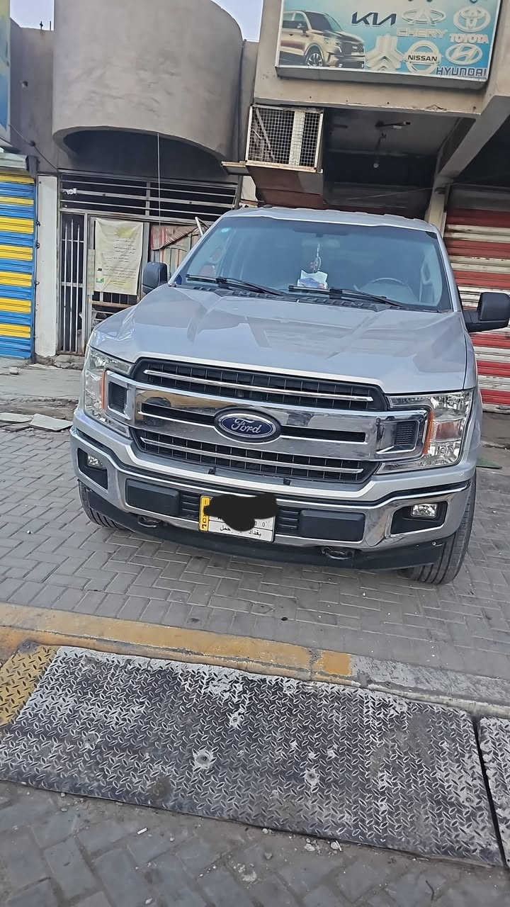 فورد مكفوله للبيع موديل 2020محرك v8@5000@سعرها250بيه مجال***********مكاني بغداد
