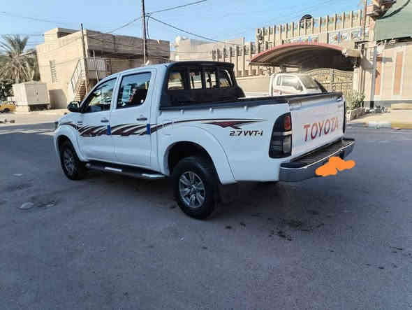 تيوتا هايلوكس فور ويل خليجي
2014 كير عادي سياره مكفوله كفاله عامه ما عدى شبر بل جاملغ الامامي الأيسر 
المكينه والكير مكفولات سياره جديده و جاهزه رقم أرييل الجديد باسمي تحويل مباشر 
مكان بغداد الرصافه الكمالية السعر 207 وبيها مجال بسيط 
هاتف اتصال و واتساب موجود هم ***********
