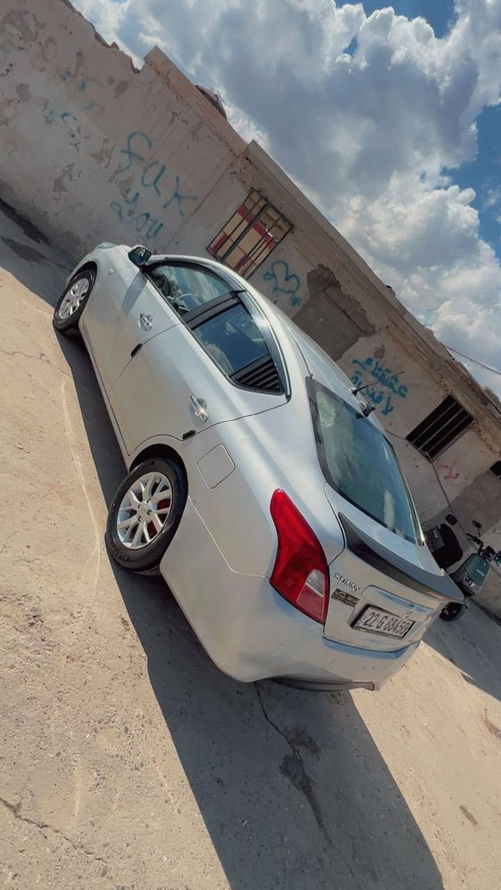 السلام عليكم
نيسان صني هندي 
موديل 2021
رقم اربيل الدولي 
هزه و سنويه جديده 
كابون بأنزين الكتروني  
محرك وكير شرط 
كير توماتيك 
تبريد تدفئه 
طخم تايه جديد 
طخم حداديه جديد 
شاشه وكامره 
سياره ضررها قطعتين صبغ جاملغ وبوند بدون دواخل شرط وبيها بارد بسيط بل سقف 
شرط التحويل 
السعر 90$وبيها مجال


**إذا كنت صاحب هذا الإعلان وتريد حذفه لأي سبب، رجاءا أرسل رسالة إلى الدعم الفني**