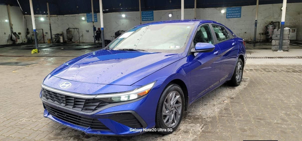 السلام عليكم للبيع النترا 2024 كفاله عامه ماشيه 21الف. رقم ذي قار شهداء السياره جديده بمعنى الكلمه على وضع الشركه مكاني ذي قار السعر 150  بيها مجال بسيط الشراي يتصل وبالخدمه ***********
