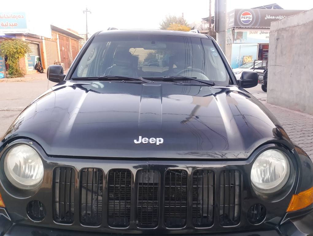 جێبی لیبەرتی حەرەس حودوود ڕەقەم سلێمانی مۆدێل 2006 ی فول دەبڵ ئەکسل سلایت کوشن جلت  کوشن کارە بای  4جام کارەبای قوفڵ مەرکەزی دەبریت سارد گەرمی کارەبای گێڕ مەکینە هه مووی بەشەرتی 100 فیتەر دواو پێشی کەپس بەس بۆنید پەمپە تەقەوڕەقەی نیە تە حویل خرامە بەشەرت نرخی 88 گەڵاو مەجال ناونیشان بازیان 
ژم  *********** السليمانية, العراق
