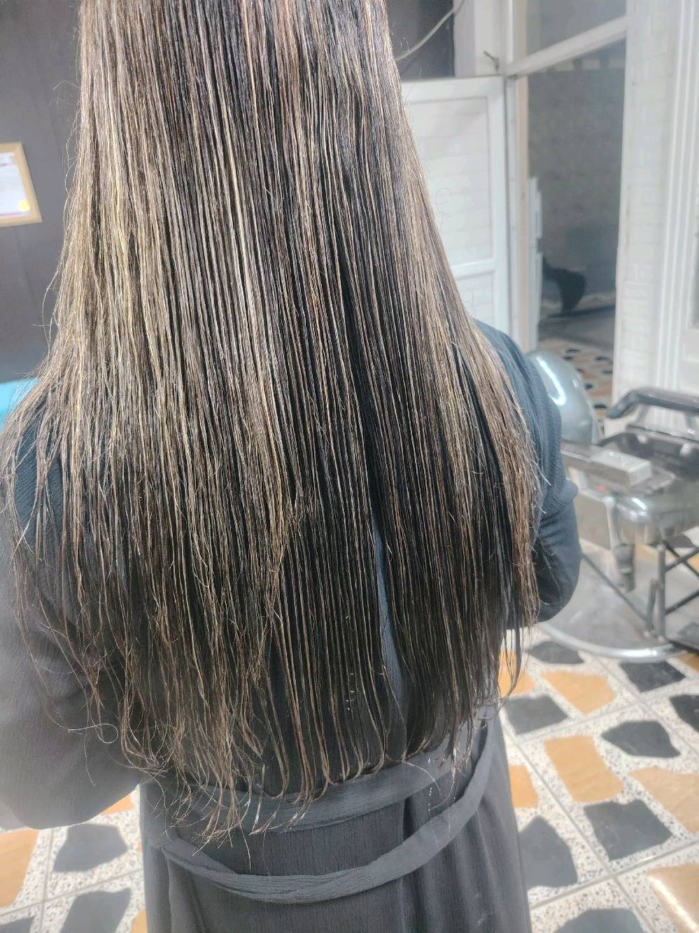 #عروض_تهز_الكاع
🎄بمناسبة رأس السنة🎄
🎇🎈🧨🎁🎆🎇✨
سويتلكم عرض يجنن لمدة اسبوع 
اوقات الدوام من الساعه 10صباحا لغايه 8 ليلا 
الافضل الحجز قبل الحضور 

1_ قص شعر 10الاف 
2 _قص +تريتمنت معالج مرمم 15 الاف 
3_حف الوجه ب الخيط 10لاف 
4_ واكس للوجه + خيط ب15 الف
5_ تنضيف بشره بجهاز البخار حار وبارد وإزالة الرؤوس السوداء
والدهون 20 الف
5_تنضيف عادي 10الف
نجي للشعر 
1 _تجذير للشعر فقط 15 الاف 
2_ صبغ شعر القصير 25 
3_ صبغ شعر وسط 30
4_ صبغ للشعر الطويل 40 
5_ ميش كذله وزلف فقط 20 
6 _ميش للشعر القصير 35 
7_ ميش للشعر المتوسط 45
8_ ميش للشعر الطويل 65
📌 العنوان
💒كربلاء حي الحر قرب مجمع ليمونة الأول
💇#مركز_ايليانا_للحلاقة_والتجميل
للحجز والاتصال
📲***********
☎️***********