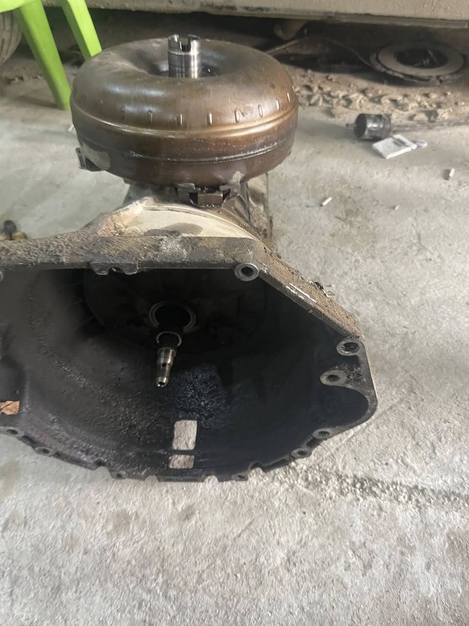 السلام عليكم للبيع كير ٣٠/٨  بي بس النمرة ال اوله بيها بوش باقي النمر فول البك خير من الله لا طبه ولاشيء مكاني بابل جبلة ***********
