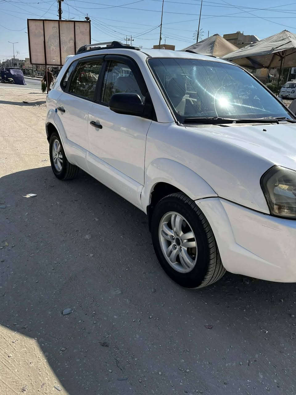 هونداي توكسان 2010 خليجي رقم بغداد بأسمي سياره مصبوغه ماعدا القماره بدون صبغ مكفوله كلبه وكصه وعيب شرعي بيهه فقط بداية اللغد معدل بارد ومصوره اني تكدر تشوفه مكينه 6 سلندر كير ومكينه خير من الله لا تنقيص ولا تبخير تايرات جدد سياره حلوه وكاعده السعر 90 ورقه مكاني كربلاء ***********
