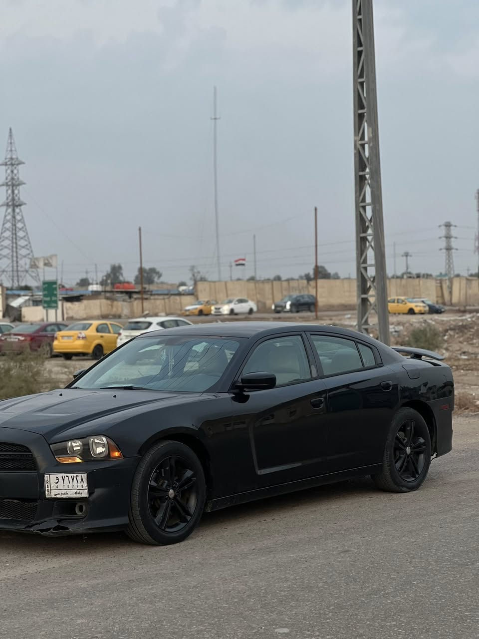 سلام عليكم  دوج جارجر2014كير ومحرك وحداديه كفاله تخم تاير جديد مال جناي جاهزه الاخير تبريد ثلج ⛄️ قطعتين بيها2قطع صبغ فقط  السياره كلش جديده احلئ من الصور 
السعر137وبيها مجال 
الاتصال***********
مامتواجد بلخاص 👆👆
مكاني بغداد 
مواصفات السياره 
بصمه
تحكم استرين 
شاشه 
كشنات جلد 
حساسات 
بيها بعد اهواي مواصفات غني عن التعريف
