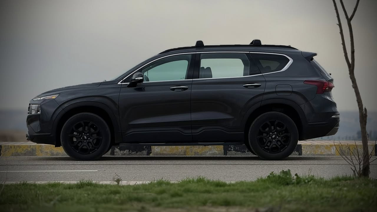 سنتافي 2023 XRT
السيارة كفالة عامة من الدعامية للدعامية من الصبغ او تعديل بارد والايرباك والدواخل 
صور المزاد موجودة بالصور 

عداد المسافة 25,000 mile
السيارة رقم دهوك
مكينة 2500 تنفس طبيعي

مواصفات السيارة
-بصمة
-كشن جلد كهرب وتدفئة
-قطعتين تبريد ومناخين
-اربع وضعيات قيادة
-صندوق كهرباء 
-دوسات 
-حساسات parking

مكان السيارة موصل
للتواصل على الخاص او على رقم ***********
او واتساب
