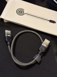 كيبل HDMI ٨K • فلتر ND ٧٢مم • شاحن NP-F