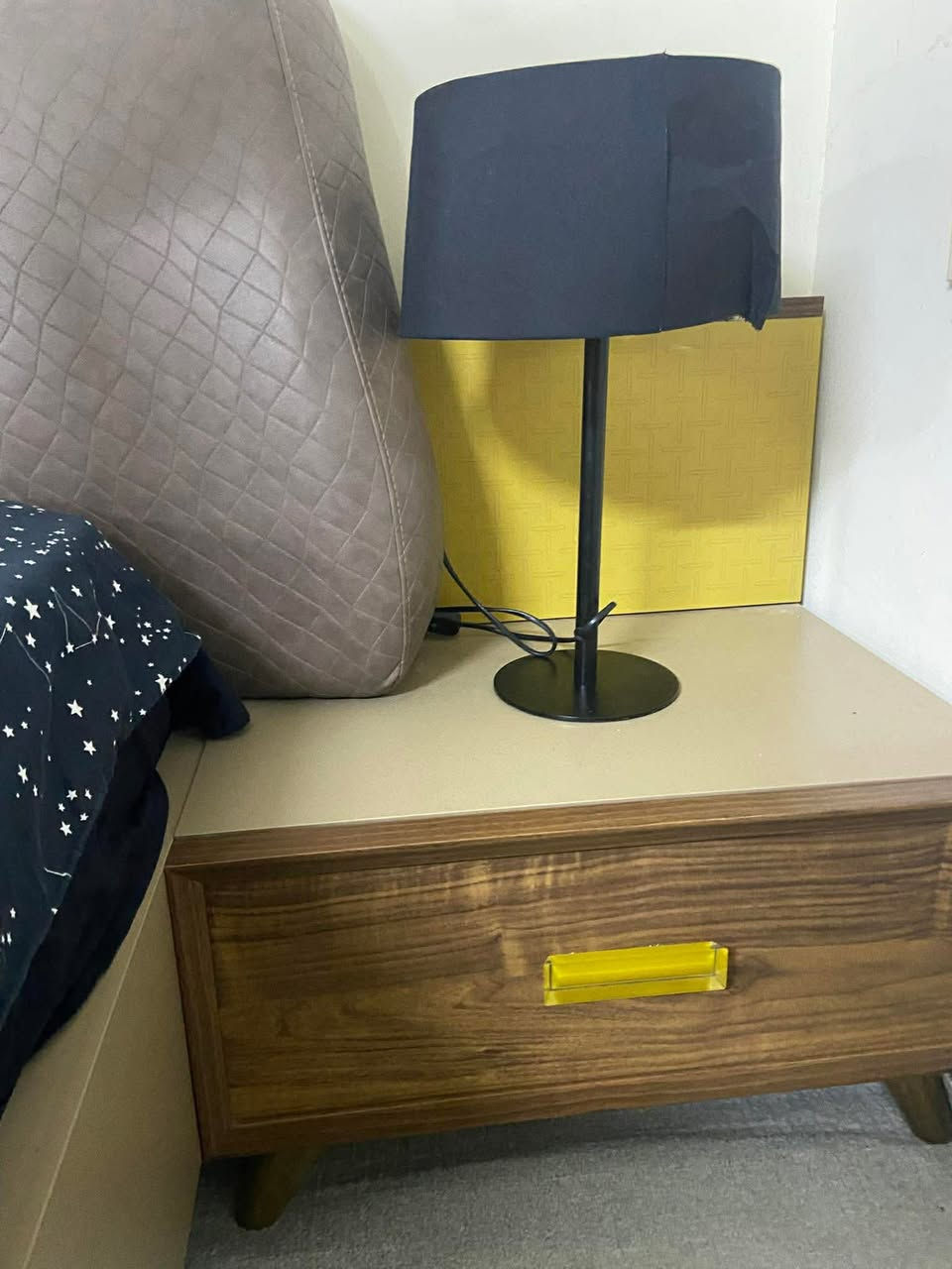 سیسەم و دۆشەگ و ٢ کۆمەدی لۆک بازاری نیە تورکیە ١٦٥ هەزار لە سلێمانی


**إذا كنت صاحب هذا الإعلان وتريد حذفه لأي سبب، رجاءا أرسل رسالة إلى الدعم الفني**