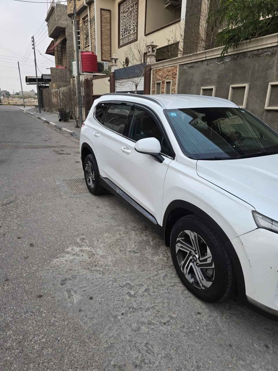 السلام عليكم سنتافيه 2022
تيربو ماشيه 40الف ستخدام بيتي 

مكينه الفين 4 مو 6 كير مكينه كفاله 

سياره كلش نضيفه جاهزه من كلشي 

بيع مستعجل العنوان البصره السعر 185

***********
