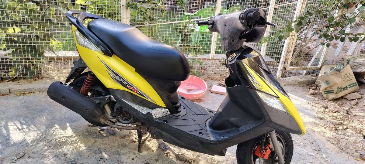 الدراجه رمبه تخبل اوراقها باسمي السعر 800 بغداد الشعله ***********
