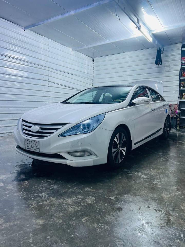 السلام عليكم سونتا 2011 خليجي مكفوله من كلشي فول موصفات فتحه شاشه جاهزه من كلشي سعر 130 بيه مجال بسيط هاذه رقمي 
***********
