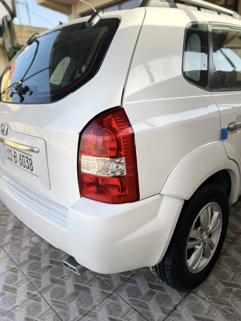 السلام عليكم للبيع هونداي توسان 2009 خليجي
رقم بغداد الجديد مميز 

جاهزة كير محرك حدادية تبريد كله ع الشركة

بيها صبغ مكانات بدون دواخل 

فول مواصفات فتحة تبريد بيانو شاشة 

السعر 100ً وبيها مجال 

***********
