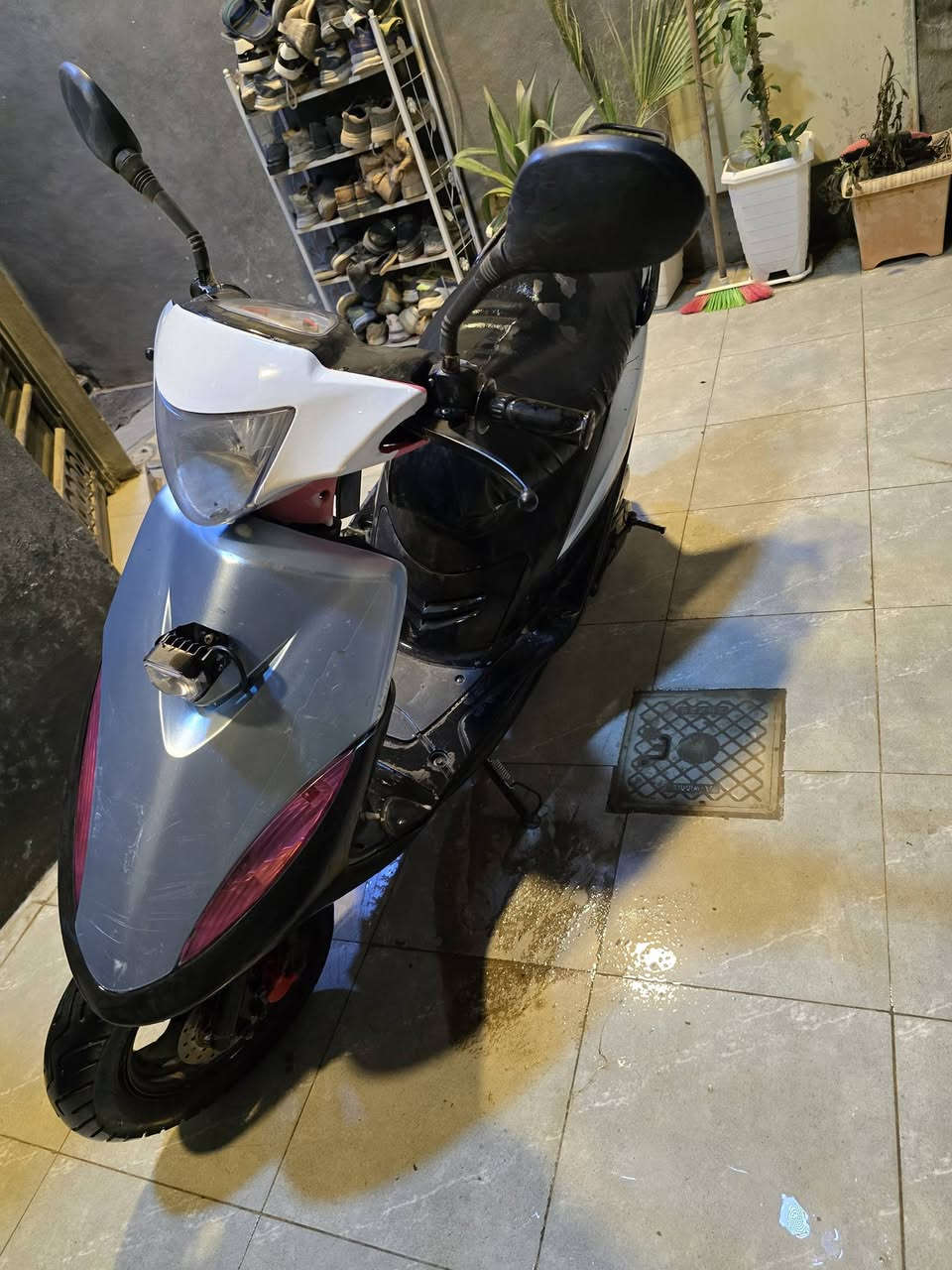 سلام عليكم
ماكس عدلة للبيع فقط
مجفتة مرة وحدة تجفيت درجة اولة تجي تفحصها وتشوف 
مكينتهة شكد قوية وشلعة ومعدل 
دراجة احلا من صور 
كلشي شغال بيها
بيها فقط خنكة بسيطة اول ما تتحرك وراهة تروح
دراجة مال جناية وما متعوبة
سعر : 400 وبيها مجال 
عنوان : بكرلي - قرب الملعب
تواصل واتساب فقط(***********)
