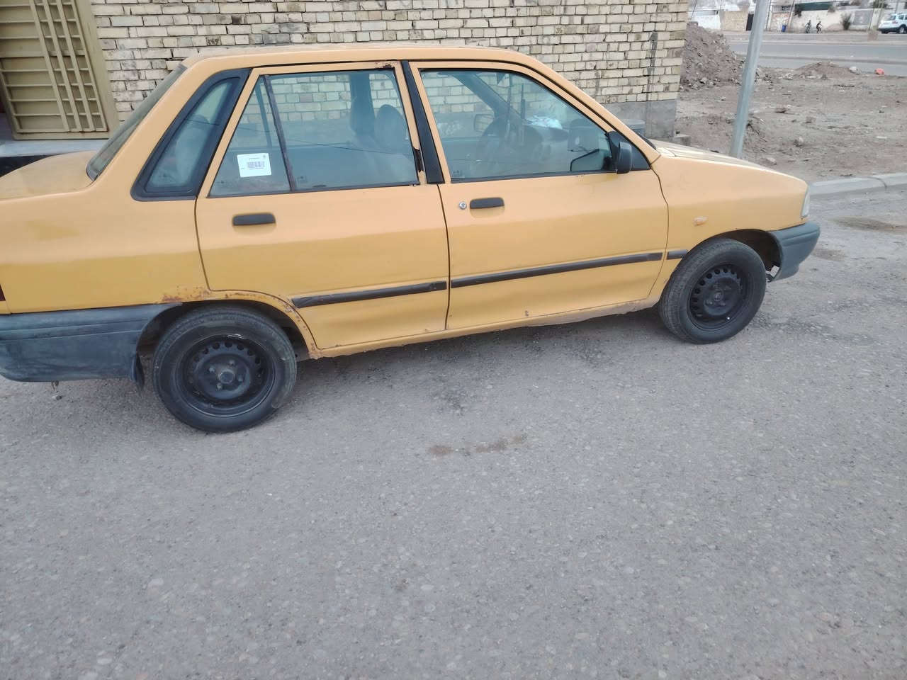 سلام عليكم سيايه مودل ١٢ سياره جاهزه گير مكينه تبريد شغال خير من الله حداديه مابيه نقص بس بيه ملاحظات تلگيط خياسات بصيطه رقمها ميسان باقي الئمور نتفاهم عليه السعر ١٨ ورقه ويطيحن من سعره الغرامات رقم ***********

