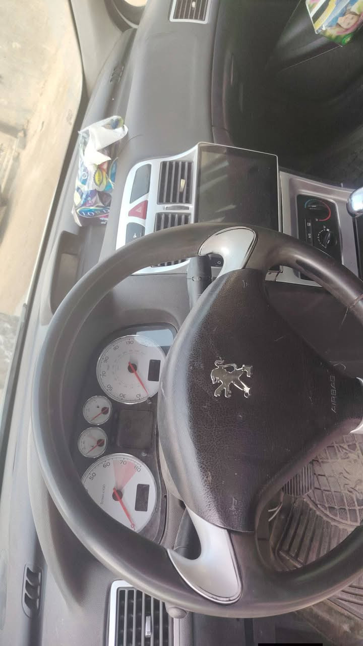 السلام عليكم سياره بيجو فرنسي 307 موديل 2006 رقم بابل باسمي سياره جديده كير مكينه تبريد حداديه اماميه خلفيه منظومه غاز تفويله تمشيك ٥٠٠ كيلو تعجبك اضل بسياره خليه ماتعجبك اني افتحه يم الورشه انطيكياه بدون منظومه براد كير بلادي بدون تحوير ولاطبه ولاحماوه بلكير مكاني نجف سعر ٥٣ بيه مجال قليل للشراي.. الاستفسار أكثر الاتصال على الرقم ***********. ماشيه سياره ١٥٢
