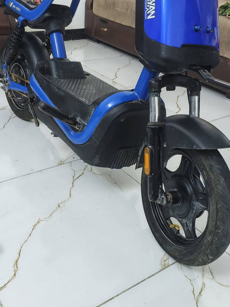 السلام عليكم عيوني هاي الدراجه الشحن نوعيه ريان حجم 14
جديدة للبيع الشراي يتفضل خاص وبسعر مناسب ان شاءلله.


**إذا كنت صاحب هذا الإعلان وتريد حذفه لأي سبب، رجاءا أرسل رسالة إلى الدعم الفني**