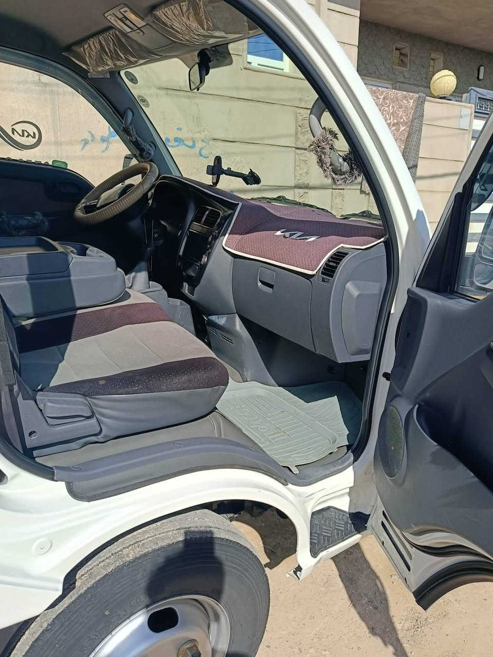 كيا فحل موديل 2024 رقم اربيل ماشيه 29 الف سياره جديده بيها حصه كاز سياره بسمي كلشي بيها شرط ما متوجد عل فيس السعر 213 بيها مجال *********** واتساب
