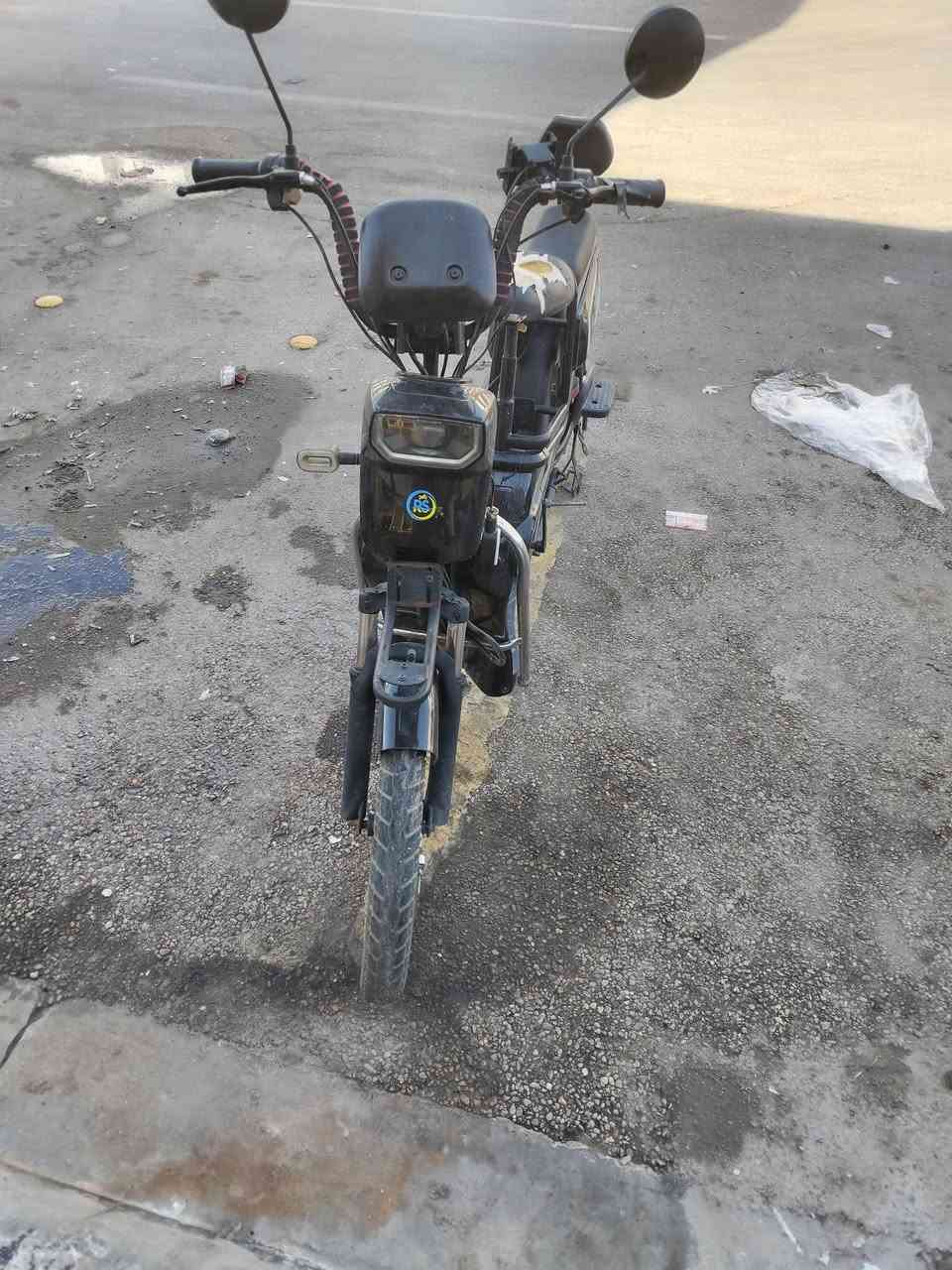 دراجة شخن للبيع سعر على خاص او على رقم الجوال *********** حله
