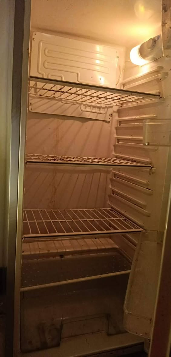 سلام عليكم ثلاجه للبيع فقط نقص غاز


**إذا كنت صاحب هذا الإعلان وتريد حذفه لأي سبب، رجاءا أرسل رسالة إلى الدعم الفني**
