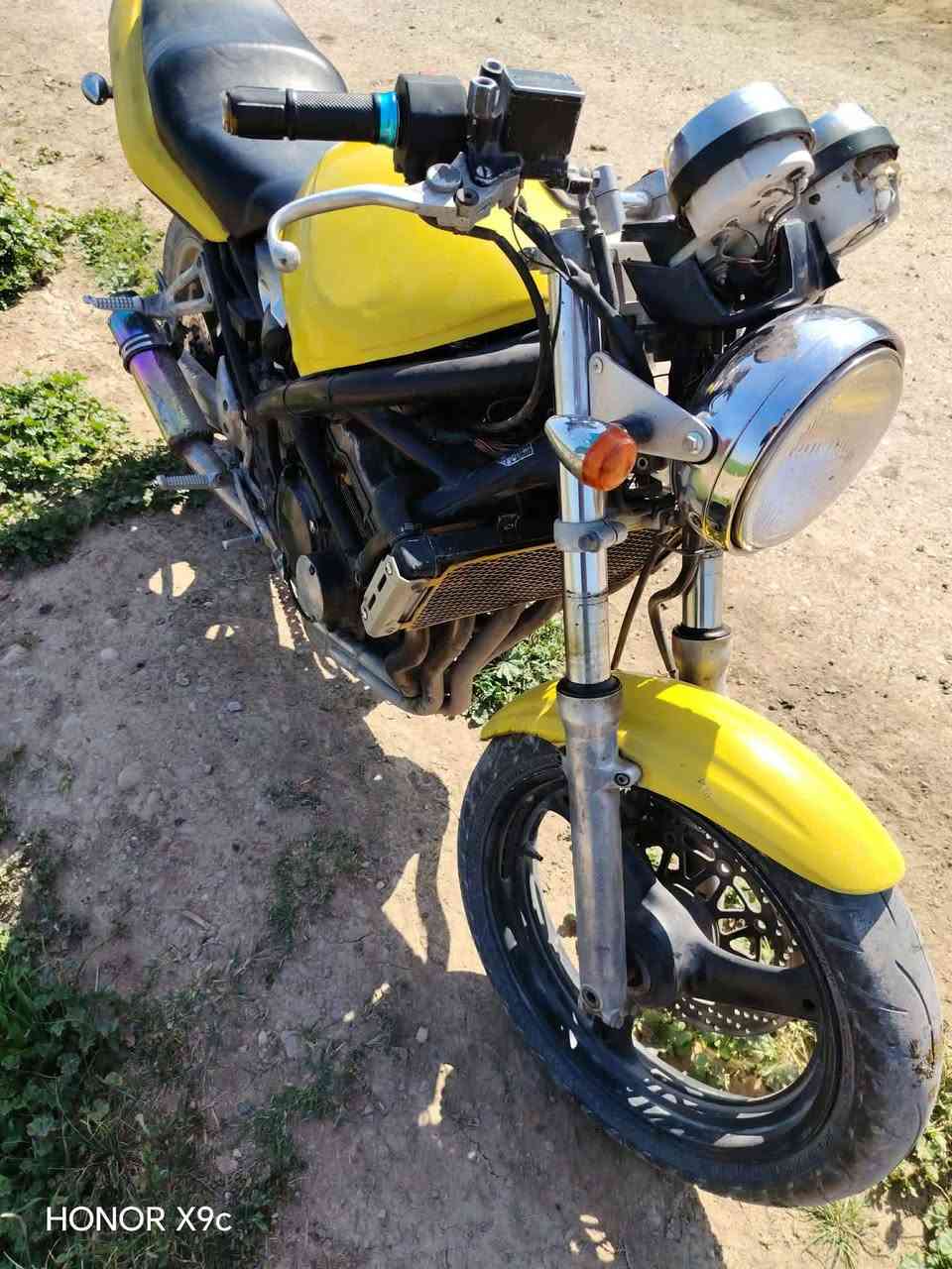 سلام عليكم دراجة للبيع او امراوس شعندك مكاني ديالى الغالبية السعر 475  وبيهة للشراي الدراجة شغالة بس الذراع طالع من الصفحة ابيع هل موجود شعندك امراوس تعال عادي ***********
