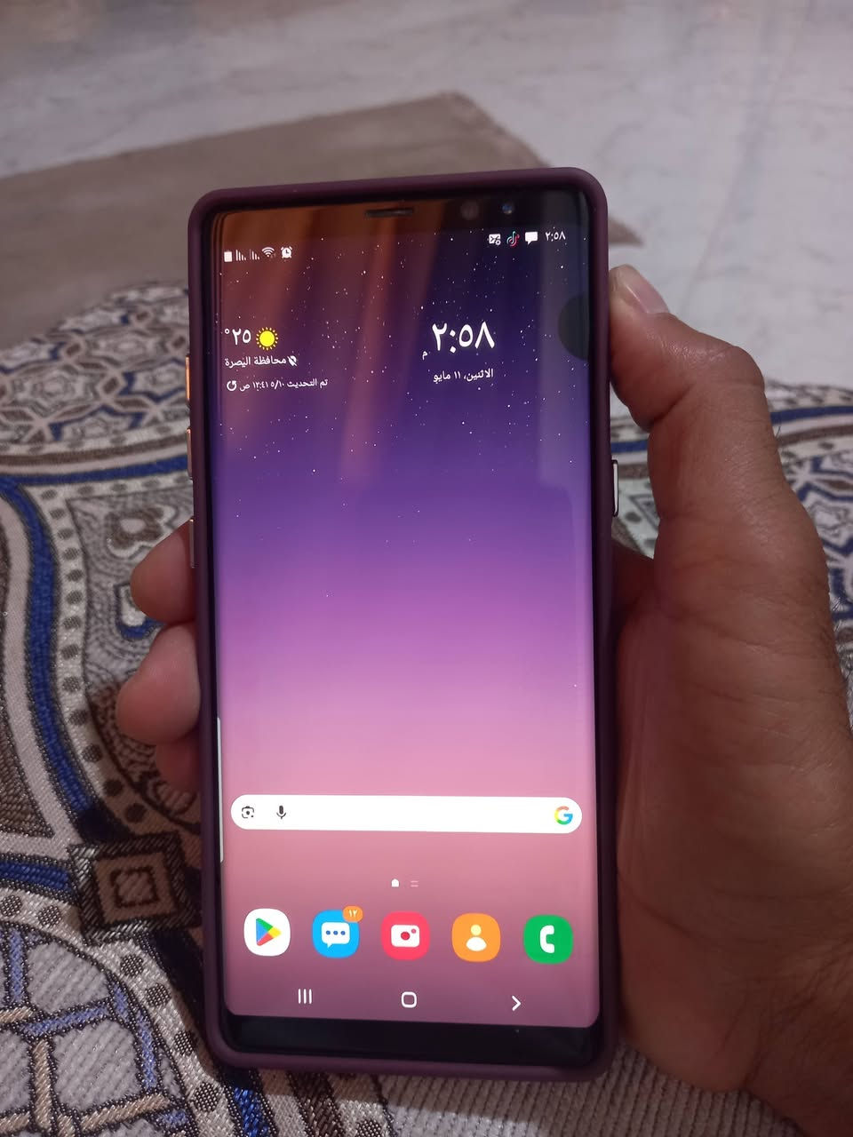 سامسونك نوت 8 ذاكرة 64 نظيف بس بي بقعة سودة بجانب الشاشة من فوك ما مأثرة وطبع خفيف بالشاشة هم ما مأثر وما مبين رايدة ب135 مكاني زبير
***********
