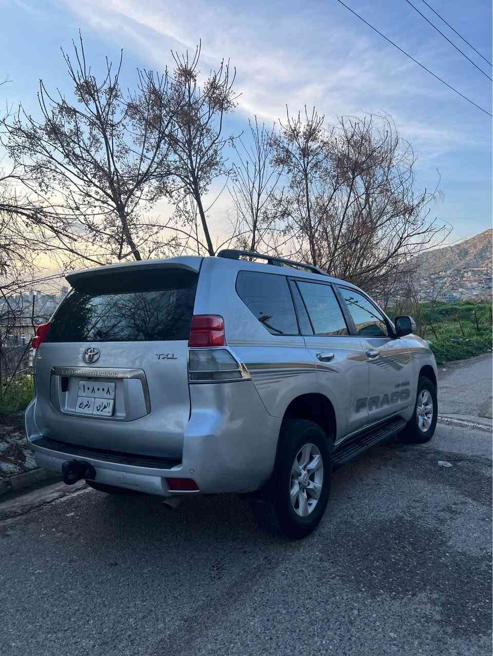 پرداو موديل ٢٠١٠
حرف L صبغ بدون داخلى 
ارباك بس ستيرن سيستم
٣٨٠الف ماشى 
٨ورقه غرامه
سعر ١٧٣ مجال  
*********** دهوك, العراق
